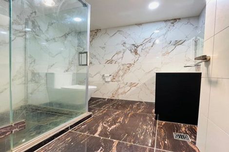 Photo of property in 10a Benton Place, Manurewa, Auckland, 2102