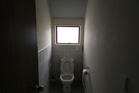 Photo of property in 1/50 Onewa Road, Northcote Point, Auckland, 0627