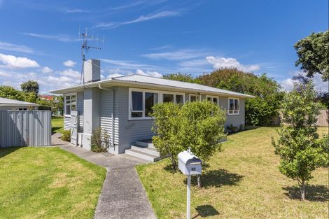 Photo of property in 40 Francis Road, Paraparaumu Beach, Paraparaumu, 5032