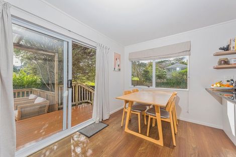 Photo of property in 2/26 Midgley Road, West Harbour, Auckland, 0618
