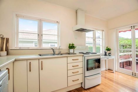 Photo of property in 7 Temple Street, Meadowbank, Auckland, 1072