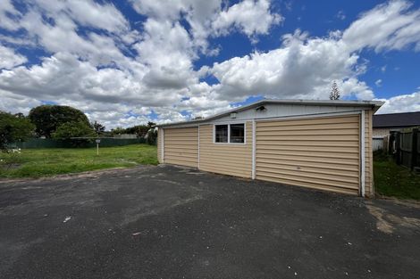 Photo of property in 11 Hunua Road, Papakura, 2110