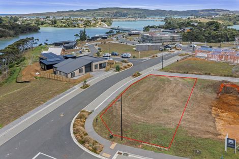 Photo of property in 5 Omahina Street, Raglan, 3225