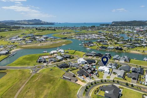 Photo of property in 11 Onerere Drive, Whitianga, 3510