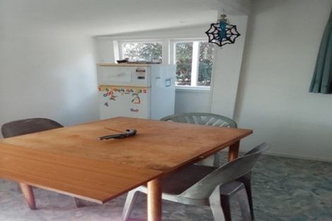 Photo of property in 13 Bell Street, Aratapu, Dargaville, 0371