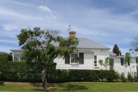 Photo of property in 8 Bentleigh Avenue, New Windsor, Auckland, 0600