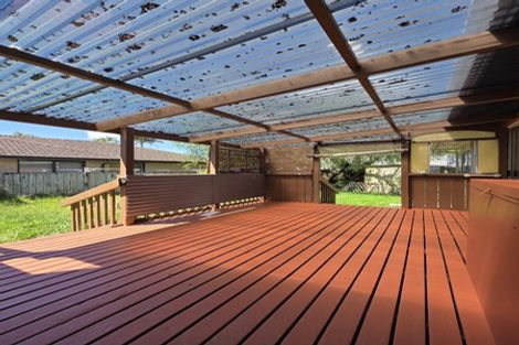 Photo of property in 14 Sutton Crescent, Papakura, 2110