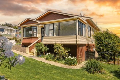 Photo of property in 23 Clyde Street, Kinmont Park, Mosgiel, 9024