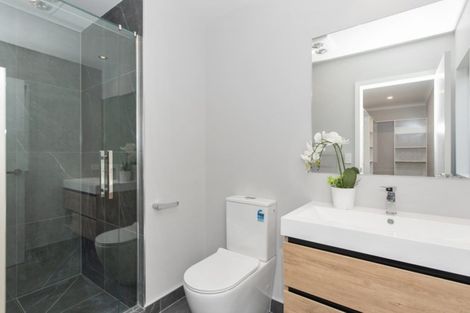 Photo of property in 5 Te Tiireke Drive, Glenview, Hamilton, 3206