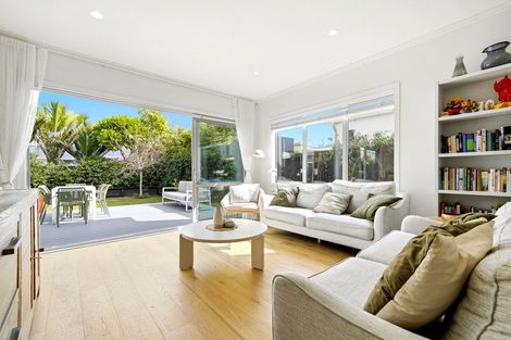 Photo of property in 19 Harakeke Road, Hobsonville, Auckland, 0616
