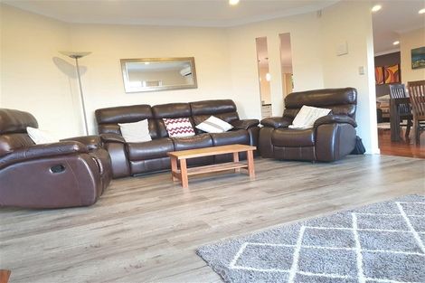 Photo of property in 40 Mahoney Drive, Albany, Auckland, 0632