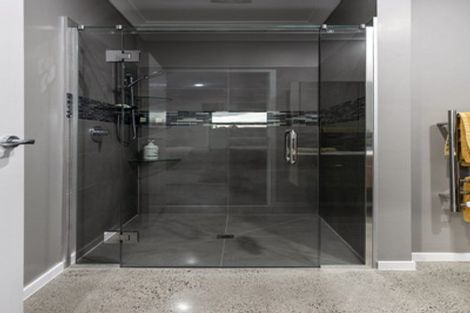 Photo of property in 111 Oteki Park Drive, Welcome Bay, Tauranga, 3112