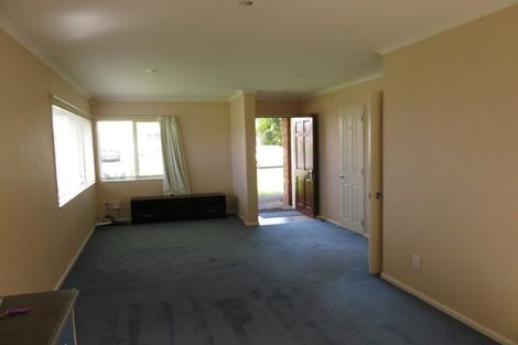 Photo of property in 12 Belcoo Crescent, East Tamaki, Auckland, 2013