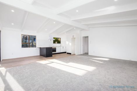Photo of property in 25 Barberton Terrace, Red Hill, Papakura, 2110