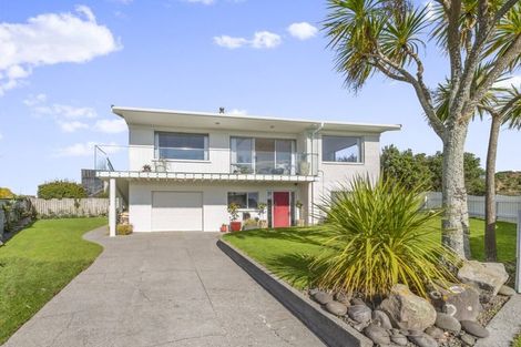 Photo of property in 2a Wanaka Terrace, Bell Block, New Plymouth, 4312