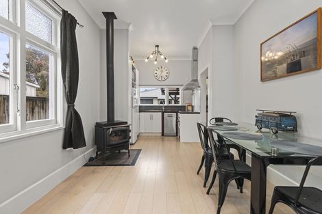 Photo of property in 16 Aorangi Street, Feilding, 4702