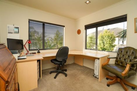 Photo of property in 11 Girvan Terrace, Wattle Downs, Auckland, 2103