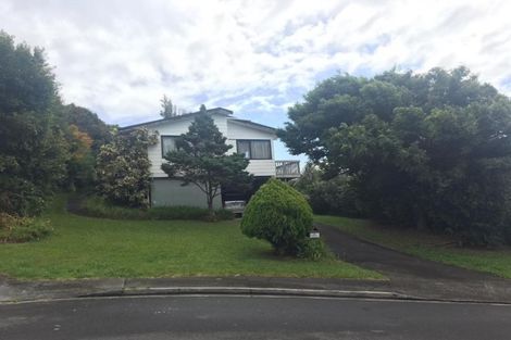 Photo of property in 5 Camilla Grove, Totara Vale, Auckland, 0629