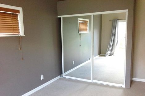 Photo of property in 15 Wallath Road, Westown, New Plymouth, 4310