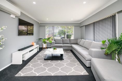 Photo of property in 128 Long Melford Road, Awapuni, Palmerston North, 4412