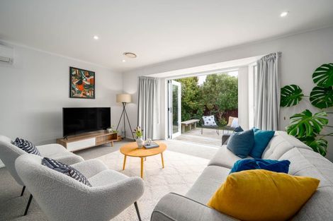 Photo of property in 10 Mallard Grove, Churton Park, Wellington, 6037