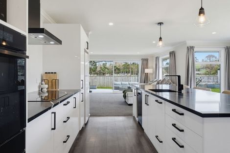 Photo of property in 30 Monarch Drive, Ashhurst, 4810