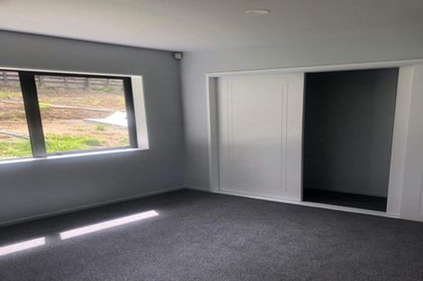 Photo of property in 262a Sturges Road, Henderson, Auckland, 0612