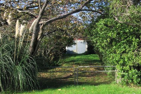 Photo of property in 12 Henare Street, Waikanae Beach, Waikanae, 5036