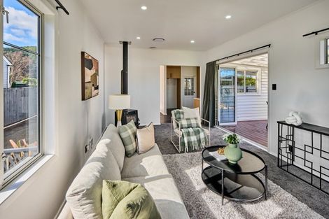 Photo of property in 14 Waitui Crescent, Waiwhetu, Lower Hutt, 5010