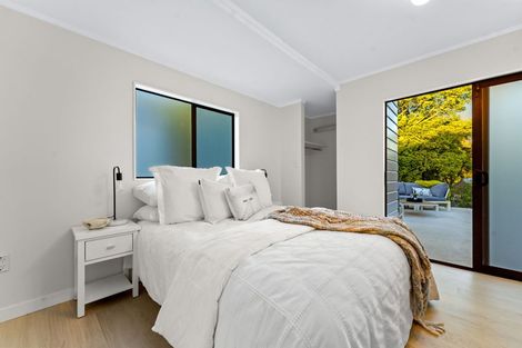 Photo of property in 78 Island Bay Road, Beach Haven, Auckland, 0626