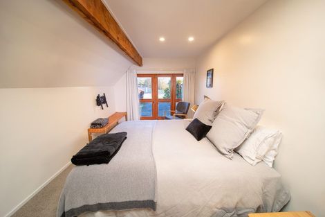 Photo of property in 2 Jedburgh Street, Roxburgh, 9500