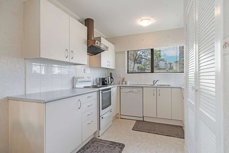 Photo of property in 1/248 Great North Road, Henderson, Auckland, 0612
