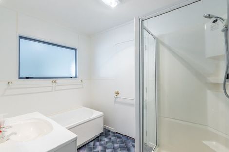 Photo of property in 2 Wallace Loop Road, Koputaroa, Levin, 5571