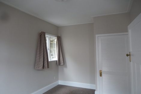 Photo of property in 20 Queens Drive, Kilbirnie, Wellington, 6022