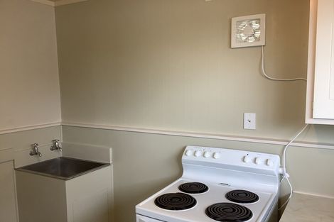 Photo of property in 8 Anzac Parade, Hamilton Central, Hamilton, 3204