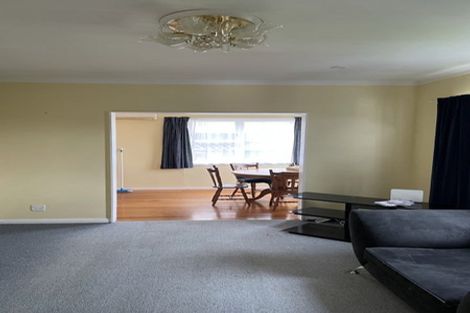 Photo of property in 10 Olivia Crescent, Tawa, Wellington, 5028