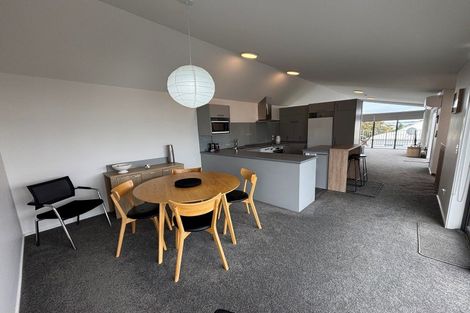 Photo of property in 2/79 Beachville Road, Redcliffs, Christchurch, 8081