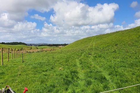 Photo of property in 247 Kaihau Road, Karioitahi, Waiuku, 2683
