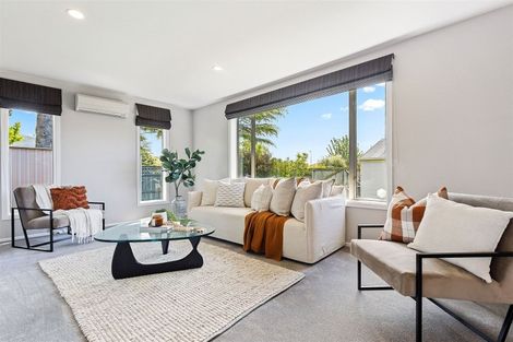 Photo of property in 28 Laing Crescent, Heathcote Valley, Christchurch, 8022