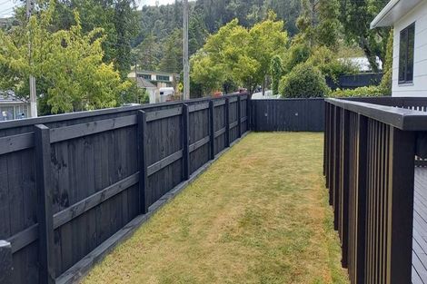 Photo of property in 1/6 Kairimu Street, Stokes Valley, Lower Hutt, 5019