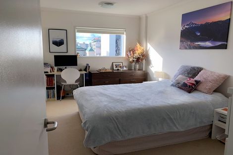Photo of property in Monvie Apartments, 404/15 Holland Street, Te Aro, Wellington, 6011