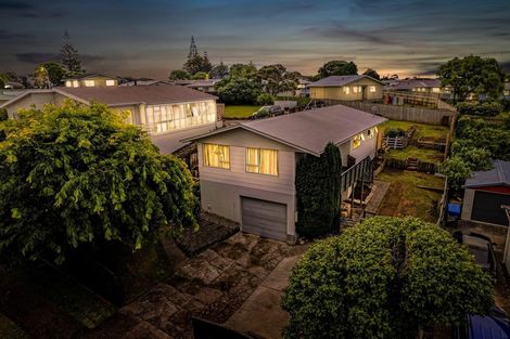Photo of property in 9 Camellia Avenue, Bell Block, New Plymouth, 4312