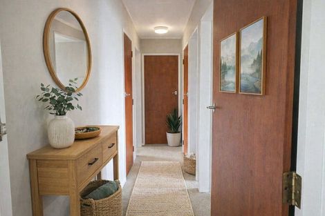 Photo of property in 24a Humphries Place, Awapuni, Palmerston North, 4412