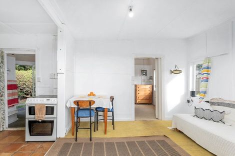 Photo of property in 5a Ocean Beach Road, Tairua, 3508