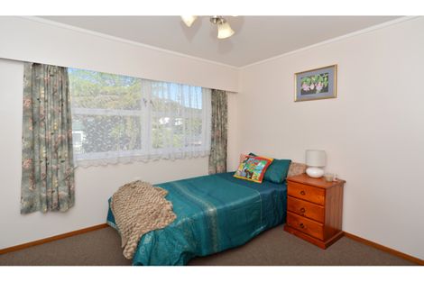 Photo of property in 12 Graham Street, One Tree Point, 0118