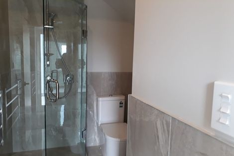 Photo of property in 10 Saddleback Crescent, Papakura, 2110