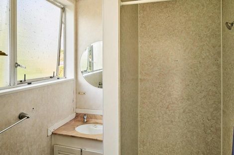 Photo of property in 1/8 Azimuth Place, Whitby, Porirua, 5024