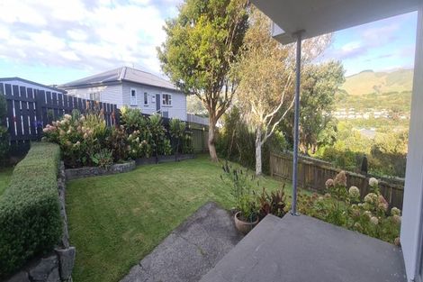 Photo of property in 64 Saint Johns Terrace, Tawa, Wellington, 5028