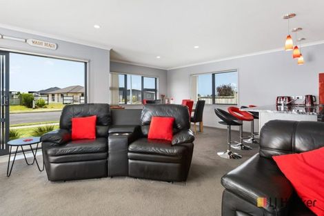 Photo of property in 19 Reel Road, Athenree, Waihi Beach, 3611