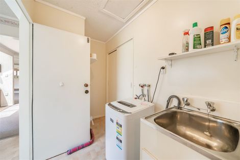 Photo of property in 2/60 Garden Road, Avalon, Lower Hutt, 5011